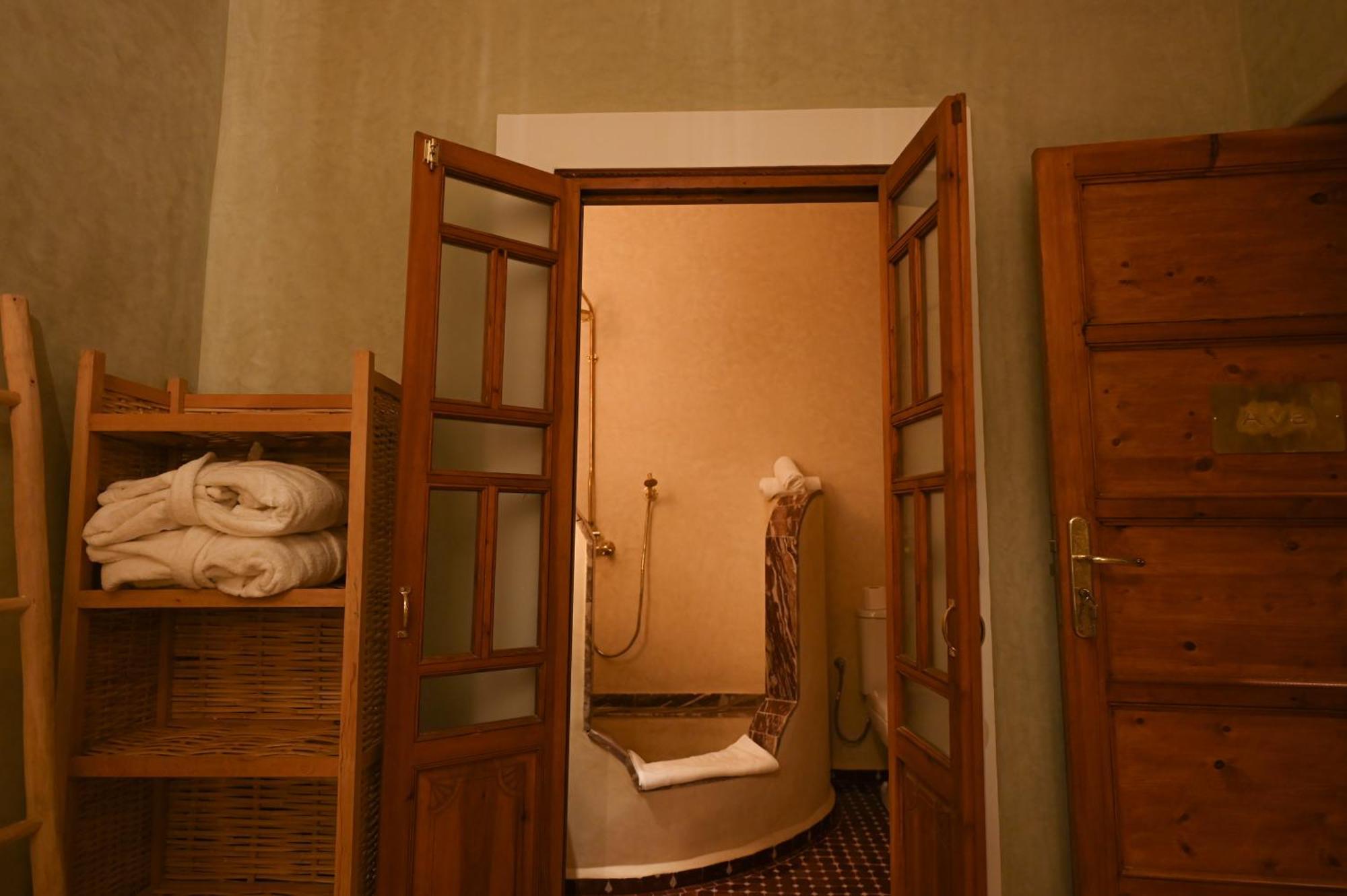 Riad Chez Henriette Marrakesh Exterior foto